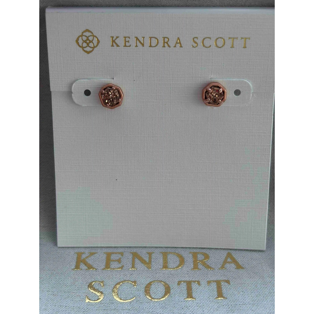 Kendra Scott pink earrings